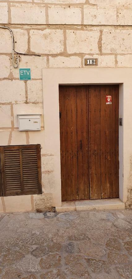 Edificio Can Roses Moscari Exterior photo